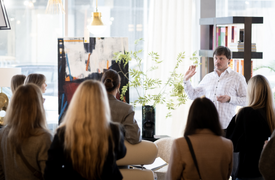 Dizaino savaitės metu – unikali menininkų kūryba salone „Elegant Home“